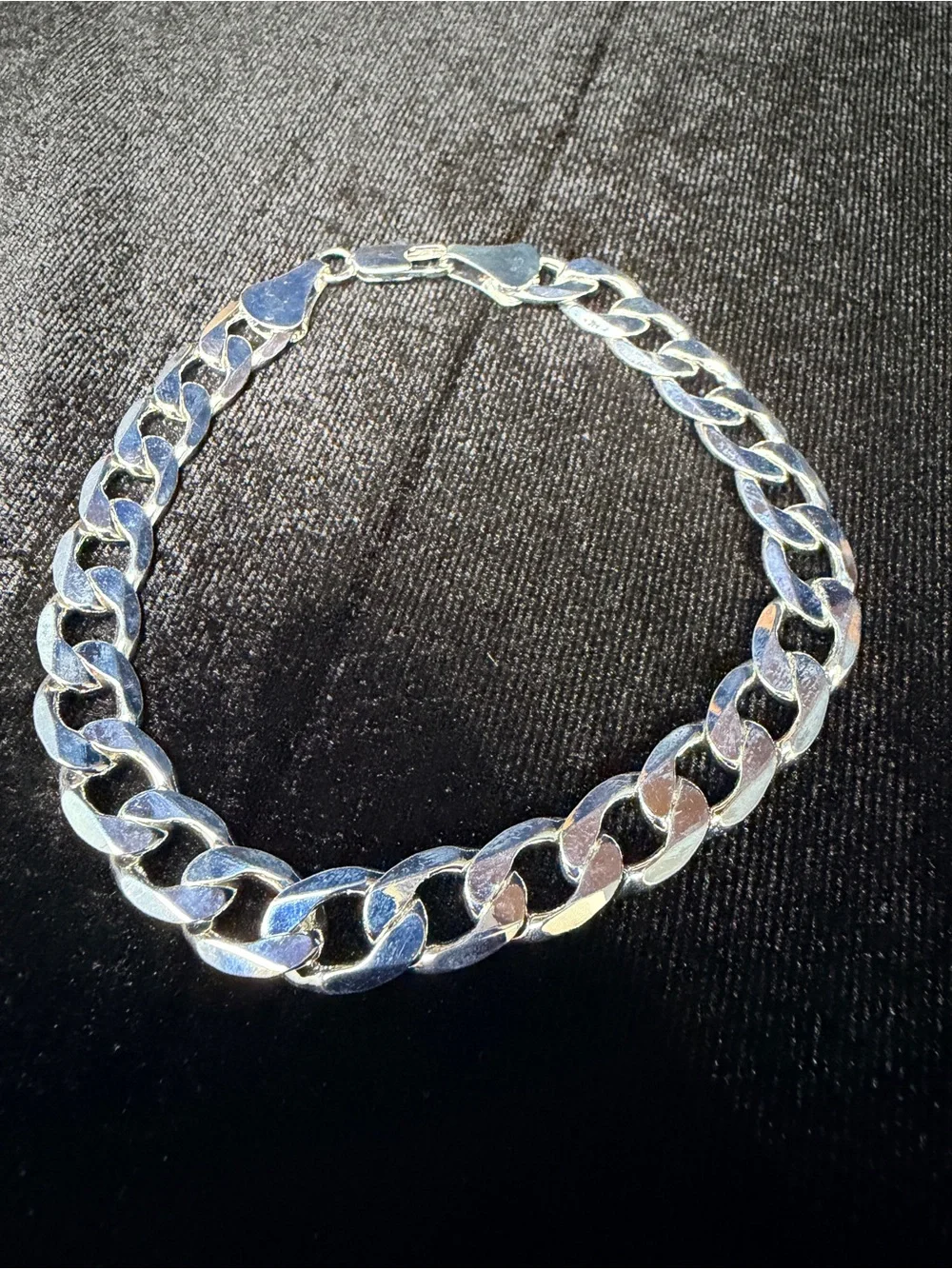 925 Stamped Cuban 9in 9MM Bracelet WG finish 22.2g Lobster Clasp. Brand New.